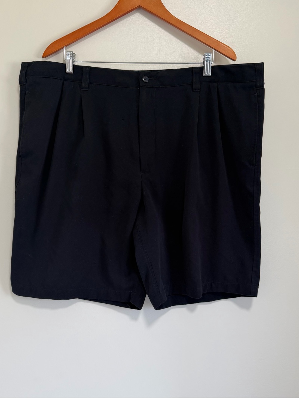 Dockers Tour Golf Shorts Mens 42 Navy Blue Pleated Performance Lightweight